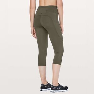 Lululemon Fast & Free Crop II *Nulux 19"
Dark Olive